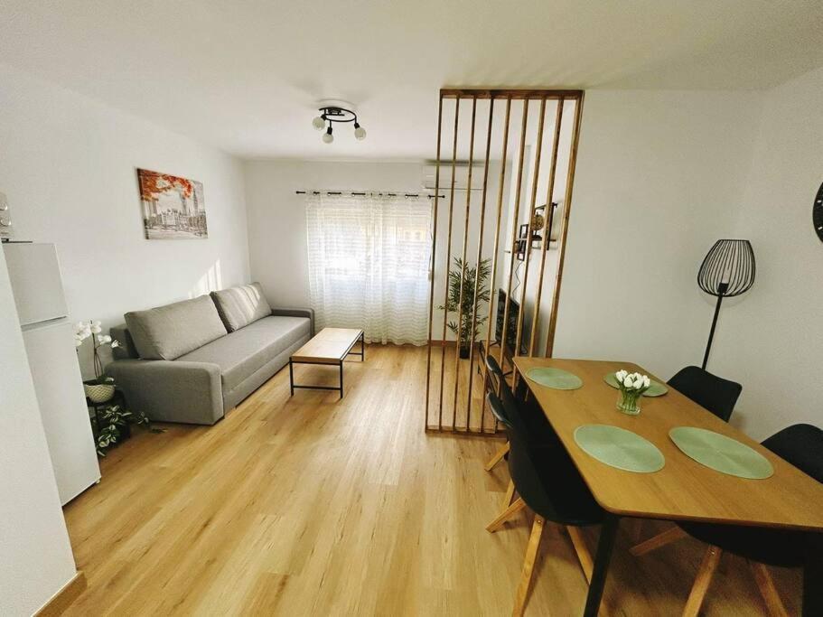Apartment In The Heart Of Malaga Exterior photo